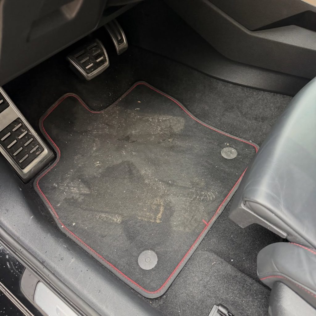 moquette audi av